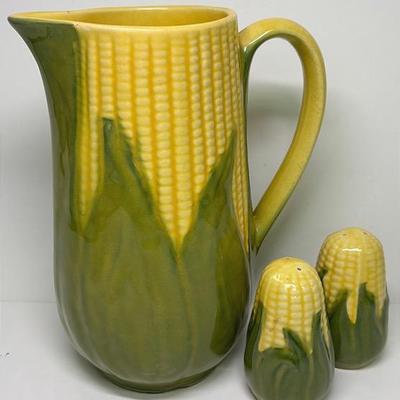 “Shawnee Pottery” Corn King Creamer and More 
