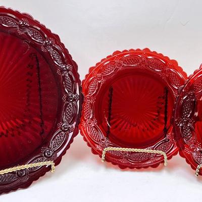 “Avon” Cape Cod Dish Assortment 