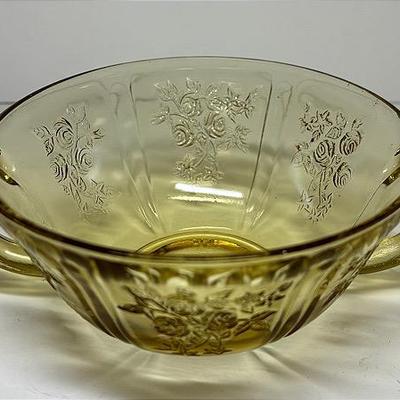 Federal Glass Cabbage Rose Handled Bowl 