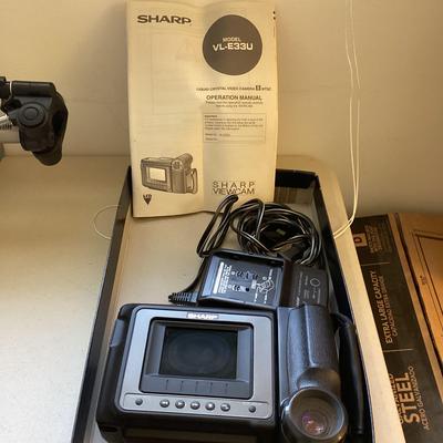 Sharp Viewcam VLE33U