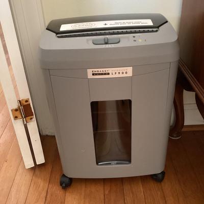 Embassy Elite Paper Shredder