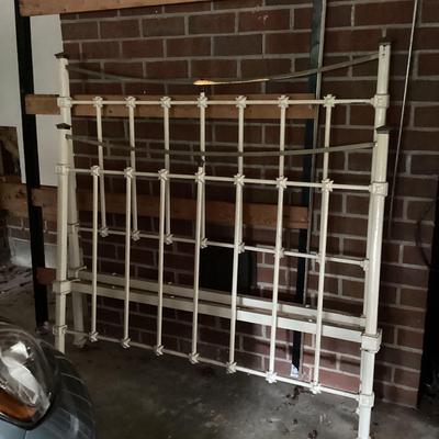Metal Head & Footboard And Frame