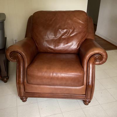 Superb Creation Leather Chair