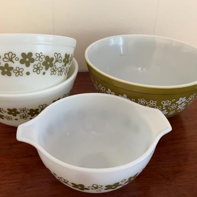 Vintage Pyrex Spring Blossom Mixing Bowls & Dishes