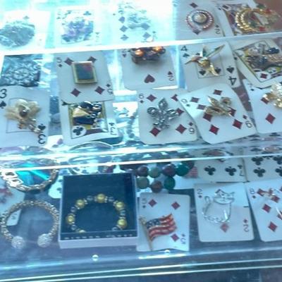 Broaches