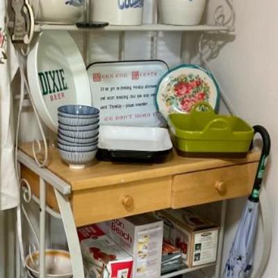 Bakers rack