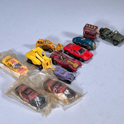 (11pc) HOT WHEELS & OTHER TOY CARS | Mixed lot of Hot Wheels & other small toy cars