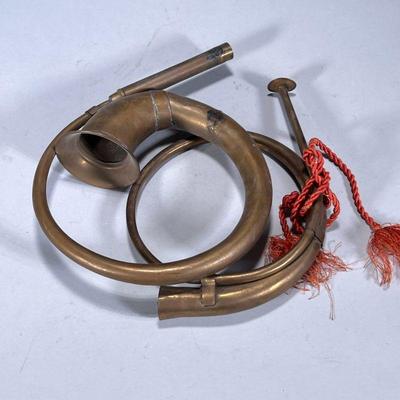 (2pc) Brass Horns | Dimensions: w. 11.5 in (largest)