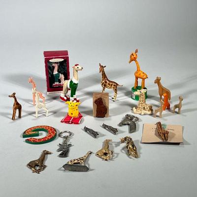 (12pc) GIRAFFE LOT | Including Giraffe: figurines, ornament, pins/brooches, keychains, finger puppet, and more.

