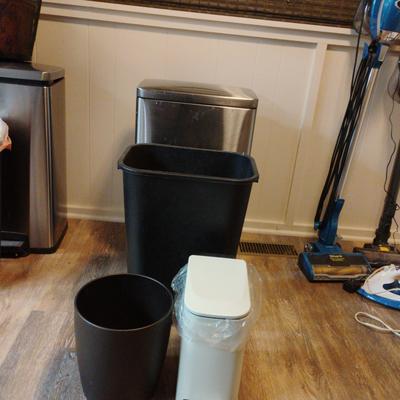 Trash Cans 4