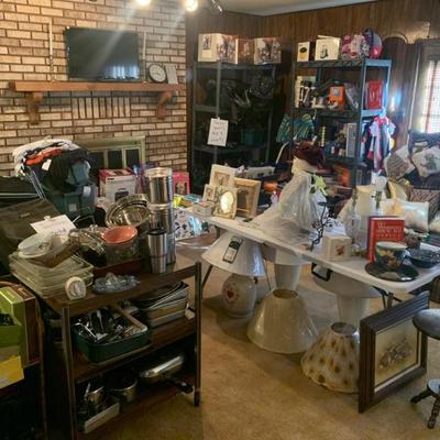 Estate sale photo