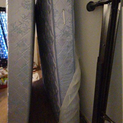 Royal Kingsdown Supreme Mattress, Box Spring, And Frame 
