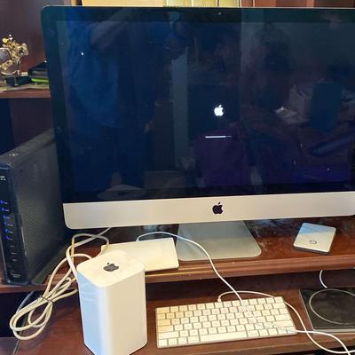 Apple Macintosh Computer & More