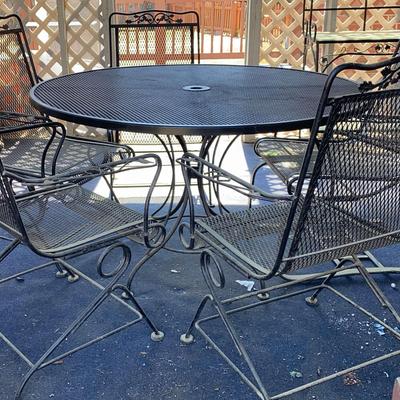 Black Metal Table And Chairs
