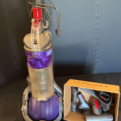 Dyson Vacuum Cleaner, DC 24 With Attachments 