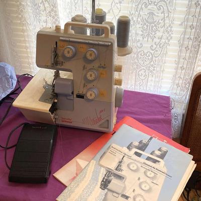 Bernina Bernette Serger Funlock Sewing Machine