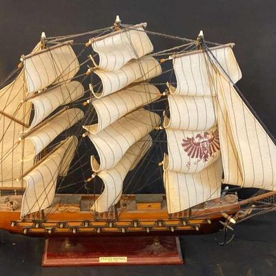 “Fragata Española”, Año 1780 Model Sailboat