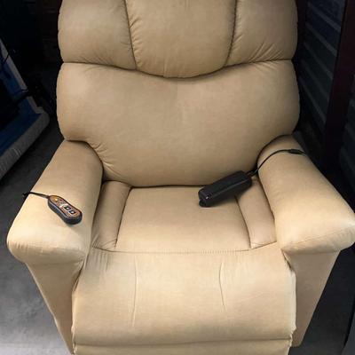 Lift Chair By Golden 
