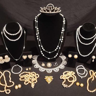 Pearl Themed Jewelry 