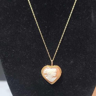 14K Chain With Cameo Pendants 