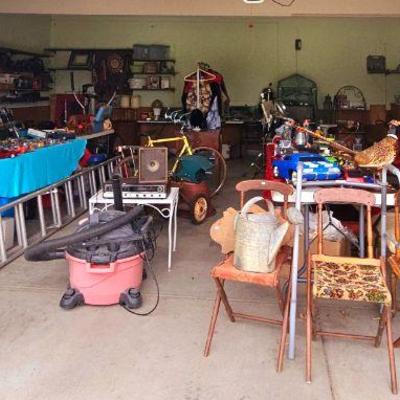 Estate sale photo