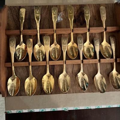 Bicentennial Gold 13 Colonies Vintage Collector Spoons