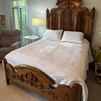 Sleep like a king and queen in this stunning antique bed