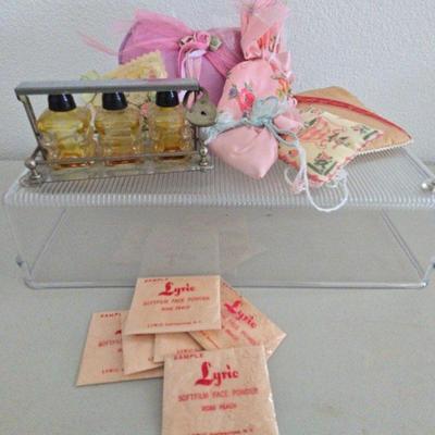 Vintage Cardinal NY Perfume Trio Caddy/Sachets/Compact Powder 