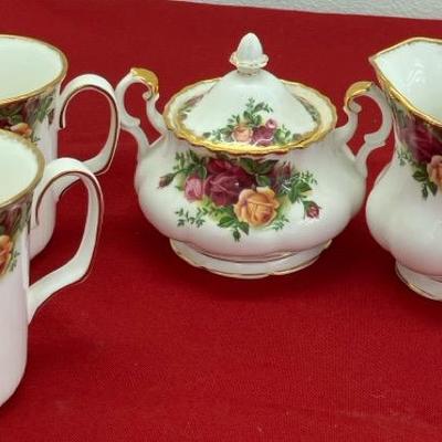 2 Bone China Cup & Saucer Sets, Sugar Bowl & Creamer (Royal Albert)