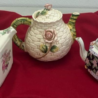Trio of Teapots 