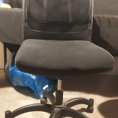 COMFY IKEA OFFICE CHAIR