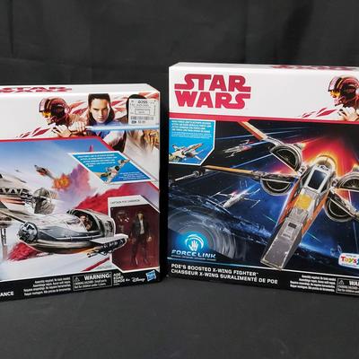 STAR WARS FORCE LINK SETS- RESISTANCE SKI SPEEDER AND POE'S BOOSTED X-WING FIGHTER 