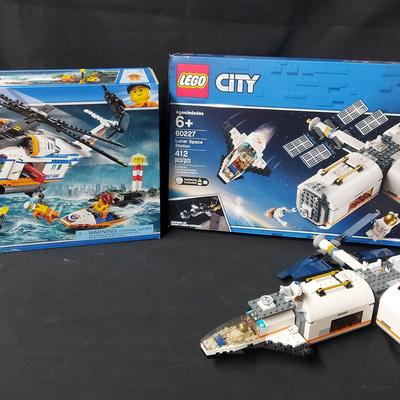 LEGO CITY HEAVY-DUTY RESCUE HELICOPTER #60166 AND LUNAR SPACE STATION #60227