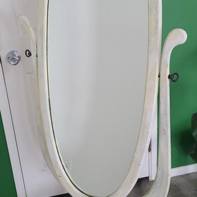 GORGEOUS STAND UP MIRROR WITH WOOD FRAME