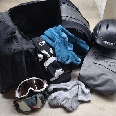 SNOW SPORTS BURTON BAG AND SOCKS, GIRO HELMET, MEDIUM AIR BLASTER PANTS