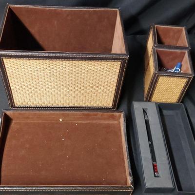 LEATHER DESK SET 