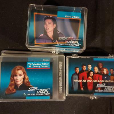 COLLECTION STAR TREK: THE NEXT GENERATION TRADING CARDS-LOT 5