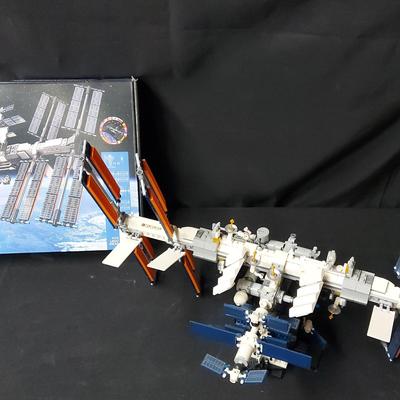 LEGO IDEAS INTERNATIONAL SPACE STATION #21321