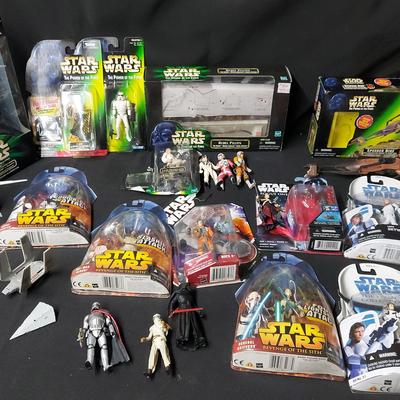 STAR WARS ACTION FIGURES AND SHIPS COLLECTION 