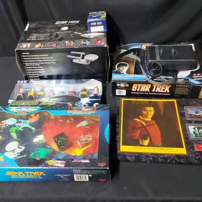 STAR TREK MEMORABILIA ASSORTED - GEORGE TAKEI SIGNED PLAQUE, FIGURES AND MORE