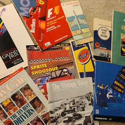 FORMULA 1 AND GRAND PRIX MAGAZINES WITH VINTAGE TRAVEL MAPS