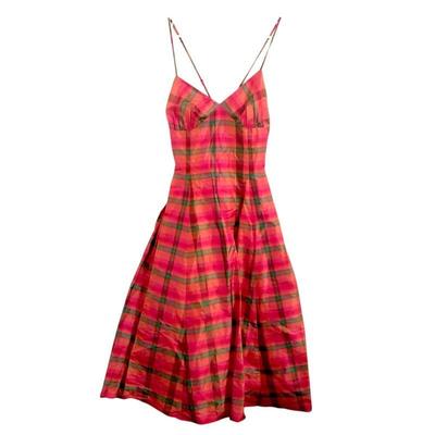 Anything goes with BRB Vintage!  From MCM to 80s and 90s they've got it!