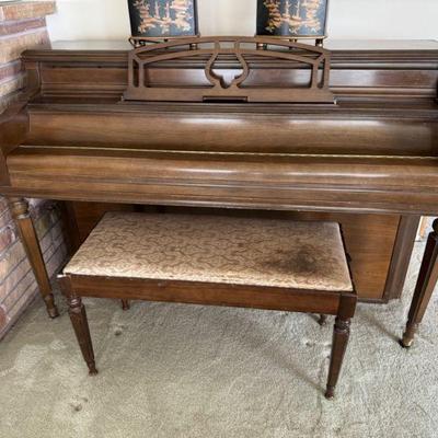 Chickering Upright Piano – Classic Wood Finish w/ Bench – Est. 1823	