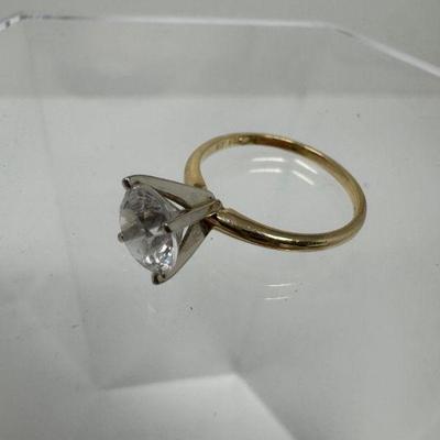 14k Gold Ring (Approx. 2.53g) - Classic Style, Size 6.5-7	