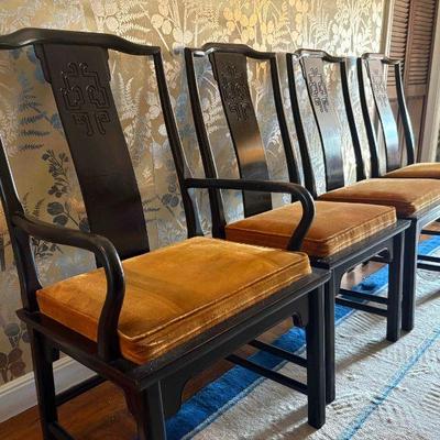 Dining set in excellent condition (Century) includes dining table, 8 dining chairs, sideboard, china cabinet