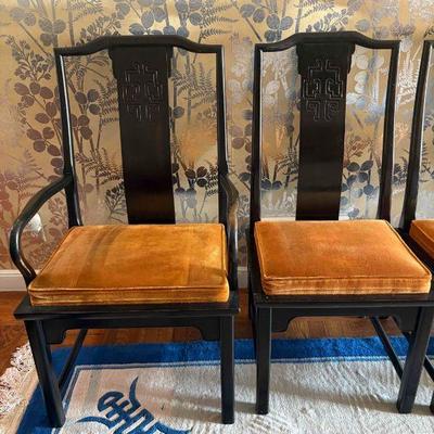 Dining set in excellent condition (Century) includes dining table, 8 dining chairs, sideboard, china cabinet