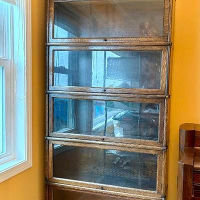 Barrister Bookcase, Antique (1900s) Globe Wernicke 6-Stack, Quarter-Sawn Oak