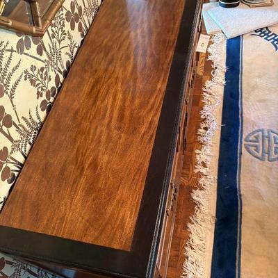 Dining set in excellent condition (Century) includes dining table, 8 dining chairs, sideboard, china cabinet