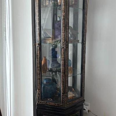Lacquer curio cabinet