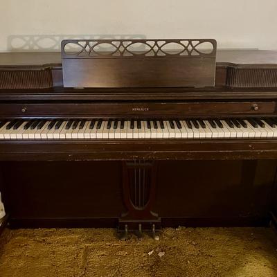 Krakauer Piano